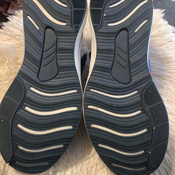 Adidas Marvel Spider-Man sneakers - Picture 3 of 4